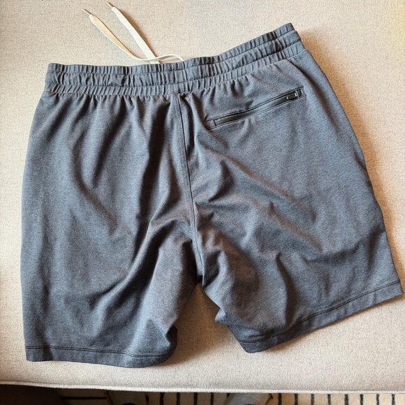 Vuori Men’s Ponto Performance Shorts - Picture 4 of 7